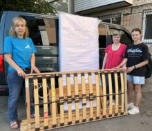 В очікуванні миру, ми продовжуємо допомагати